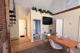 25 Marsh St, Newport, RI 02840 - Photo 9