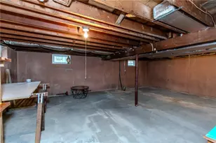 8 Barnes St, Smithfield, RI 02828 - Photo 35