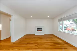 8 Barnes St, Smithfield, RI 02828 - Photo 21