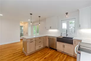 8 Barnes St, Smithfield, RI 02828 - Photo 13