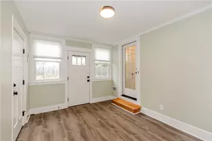 8 Barnes St, Smithfield, RI 02828 - Photo 3
