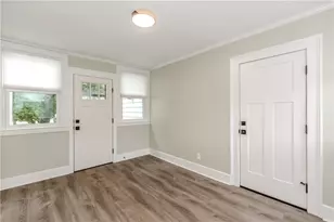 8 Barnes St, Smithfield, RI 02828 - Photo 5