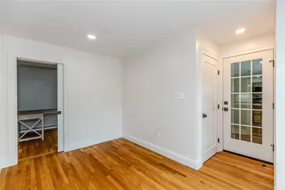 8 Barnes Street, Smithfield, RI 02828 - Photo 15