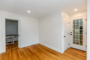 8 Barnes St, Smithfield, RI 02828 - Photo 15