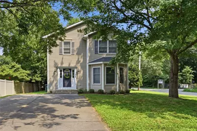 2 Lafayette Drive, Bristol, RI 02809 - Photo 1