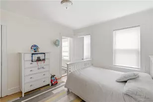 169 10th St, Providence, RI 02906 - Photo 23