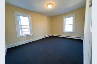 61 Rutland Street #2R, Woonsocket, RI 02895 - Photo 5