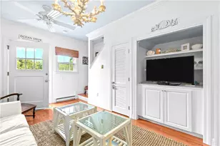 97 Narragansett Ave, Newport, RI 02840 - Photo 7