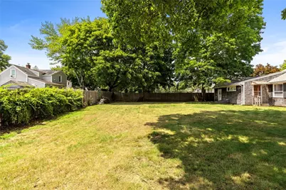 24 Magnolia Street, Warwick, RI 02889 - Photo 41