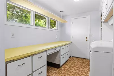 24 Magnolia Street, Warwick, RI 02889 - Photo 33