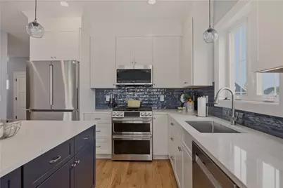 201 Revolution Way, Portsmouth, RI 02871 - Photo 3