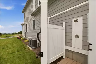 201 Revolution Wy, Portsmouth, RI 02871 - Photo 25