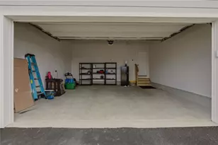 201 Revolution Wy, Portsmouth, RI 02871 - Photo 27