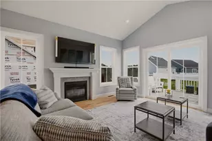 201 Revolution Wy, Portsmouth, RI 02871 - Photo 9
