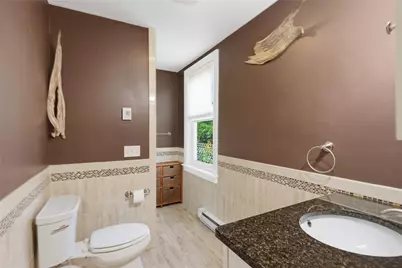 110 Mount Pleasant Avenue, Providence, RI 02906 - Photo 15