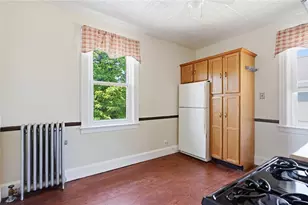 110 Mt Pleasant Ave, Providence, RI 02906 - Photo 23