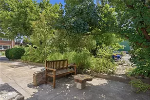 110 Mt Pleasant Ave, Providence, RI 02906 - Photo 3