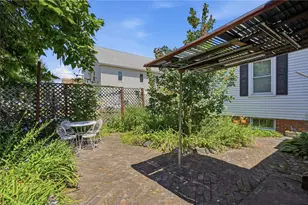 110 Mt Pleasant Ave, Providence, RI 02906 - Photo 35