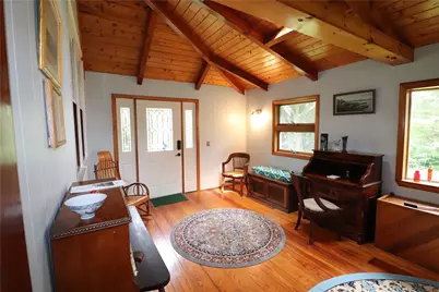140 Maple Avenue #1, Middletown, RI 02842 - Photo 9