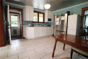 140 Maple Ave, Middletown, RI 02842 - Photo 17