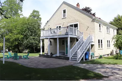 140 Maple Avenue #1, Middletown, RI 02842 - Photo 3