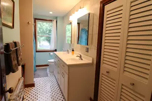 140 Maple Ave, Middletown, RI 02842 - Photo 23
