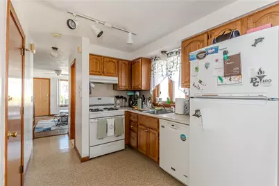 53 Hazael Street, Providence, RI 02908 - Photo 11