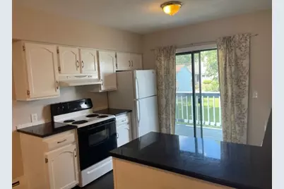 9 Shoreham Court #4, Pawtucket, RI 02860 - Photo 5