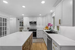 194 Council Rock Rd, Cranston, RI 02921 - Photo 5