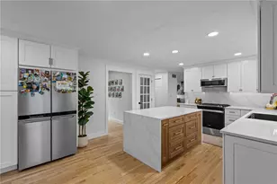 194 Council Rock Rd, Cranston, RI 02921 - Photo 7