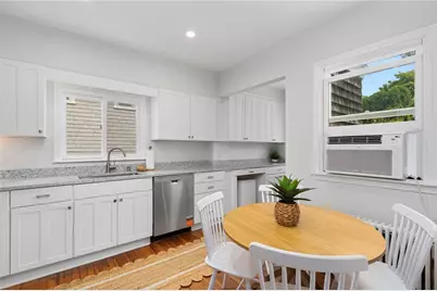 46 Esplanade, Middletown, RI 02842 - Photo 19
