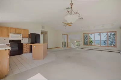 125 Colonial Avenue, Tiverton, RI 02878 - Photo 9
