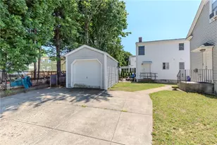 57 Hazael St, Providence, RI 02908 - Photo 41