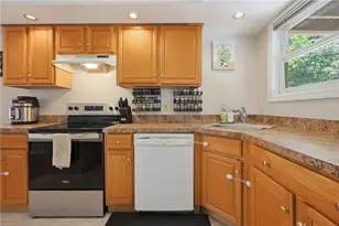 3399 Post Rd, Warwick, RI 02886 - Photo 5