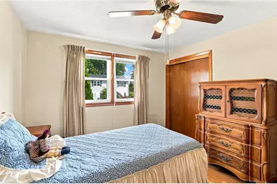 86 Pender Avenue, Warwick, RI 02889 - Photo 9