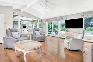 34 Gilbert Stuart Dr, Warwick, RI 02818 - Photo 9