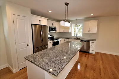 121 Hillcrest Avenue, Providence, RI 02909 - Photo 5