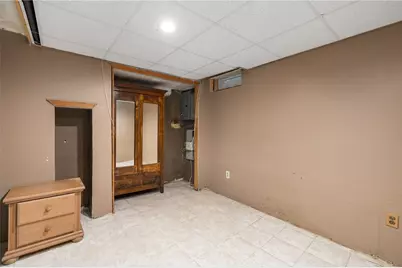 33 Moorefield Street, Providence, RI 02909 - Photo 5