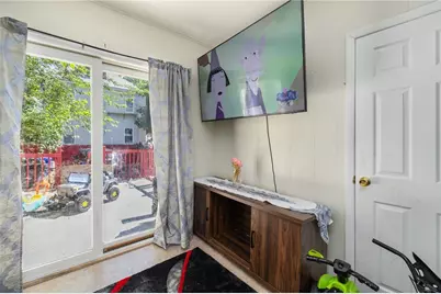33 Moorefield Street, Providence, RI 02909 - Photo 31
