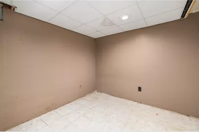 33 Moorefield Street, Providence, RI 02909 - Photo 7