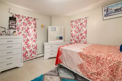 33 Moorefield Street, Providence, RI 02909 - Photo 23