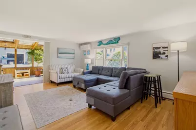 10 Kerins Terrace, Newport, RI 02840 - Photo 3