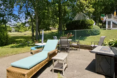 10 Kerins Terrace, Newport, RI 02840 - Photo 37