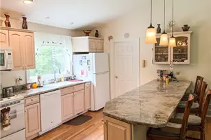 552 Main St, Hopkinton, RI 02833 - Photo 9