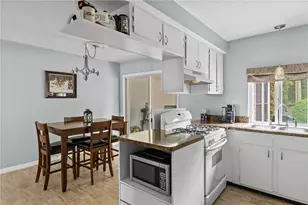 4160 Post Rd, Warwick, RI 02818 - Photo 9