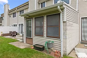 4160 Post Rd, Warwick, RI 02818 - Photo 27
