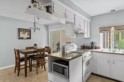 4160 Post Road #28, Warwick, RI 02818 - Photo 9