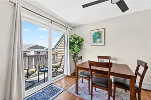 34 Village Ct, West Warwick, RI 02893 - Photo 19