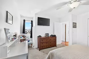 34 Village Ct, West Warwick, RI 02893 - Photo 13