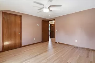37 Planet Ave, East Providence, RI 02915 - Photo 27